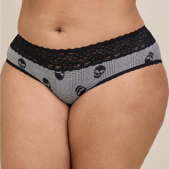 ❤️NWT VINTAGE TORRID PANTY - SKULL CAGE BACK SEAMLESS LACE HIPSTER PANTIES PLUS - Picture 7 of 11